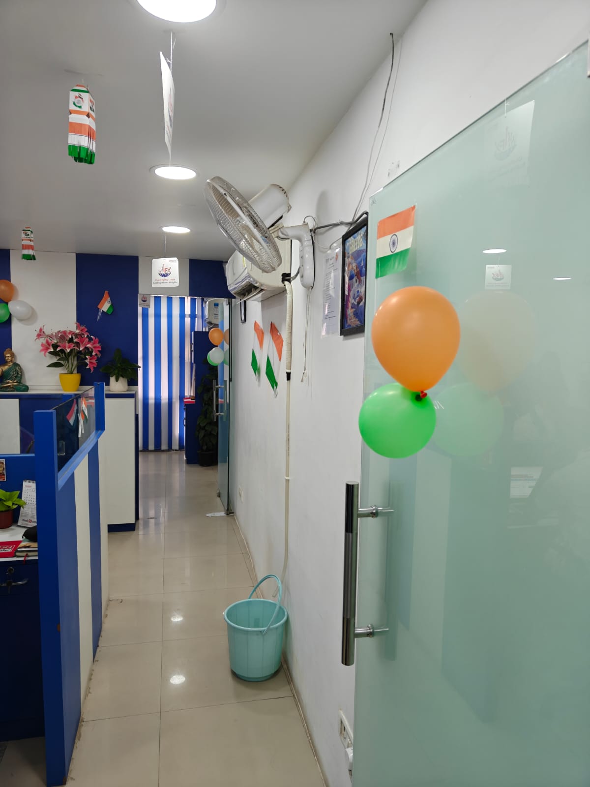 FXpertise office hallway